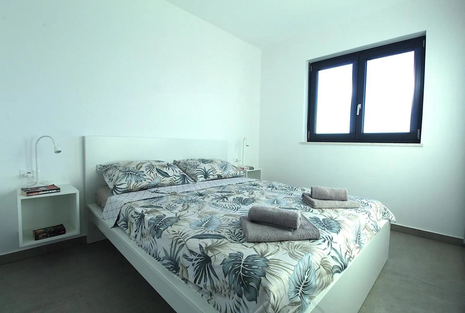 Guest house Residence Frank Zambratija