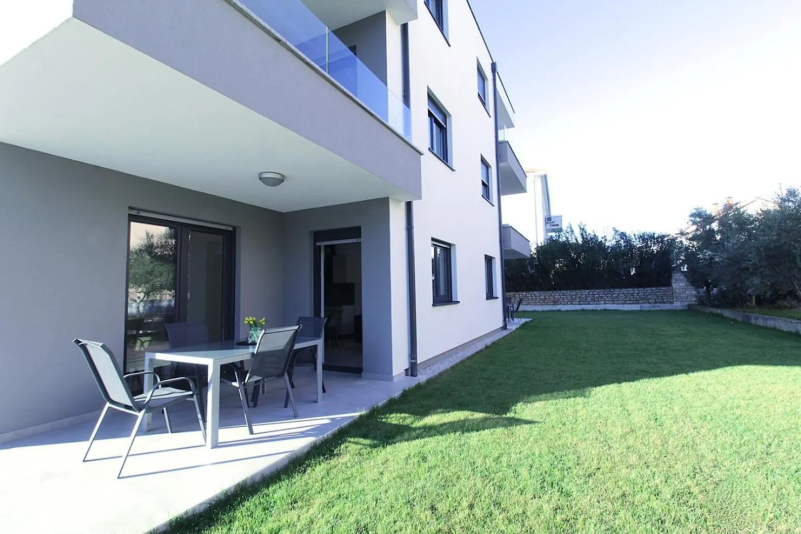 Guest house Residence Frank Zambratija  Croatia