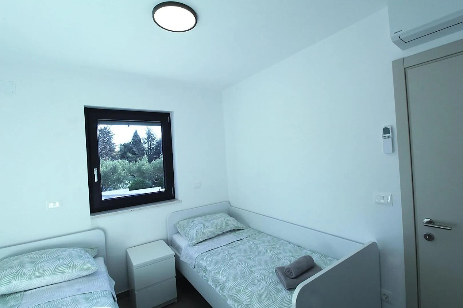 Guest house Residence Frank Zambratija
