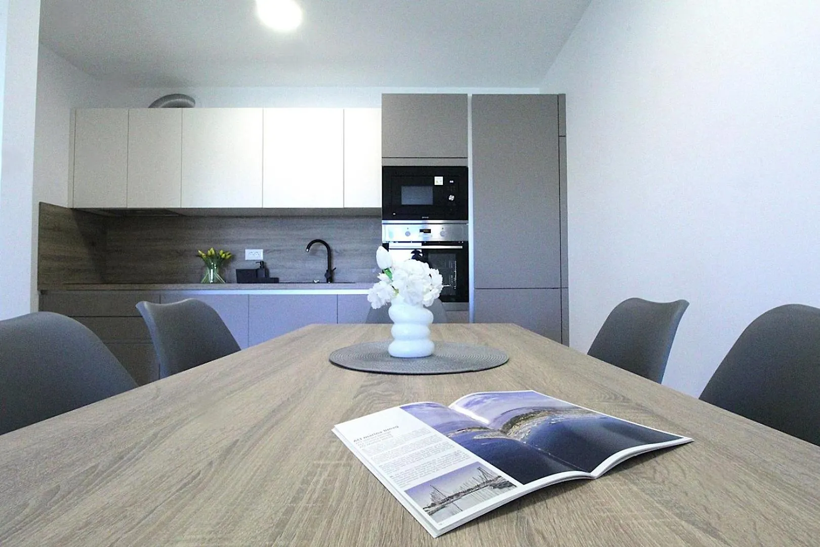 Residence Frank Zambratija