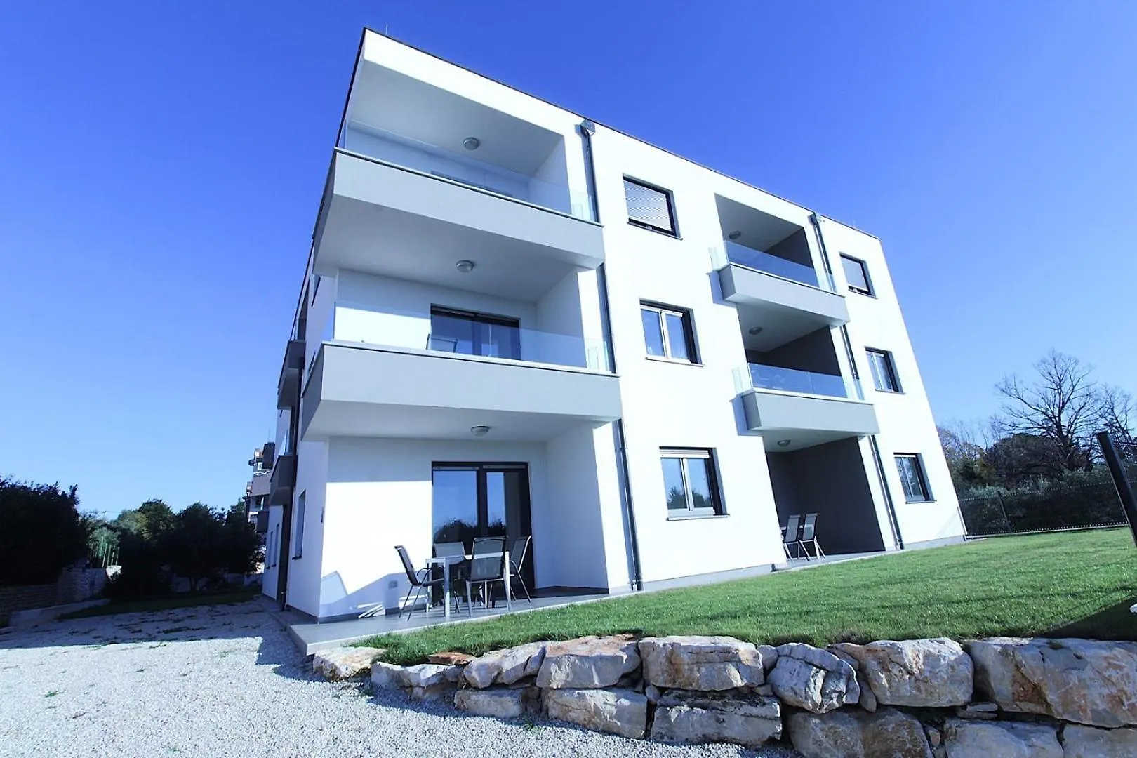 Residence Frank Zambratija